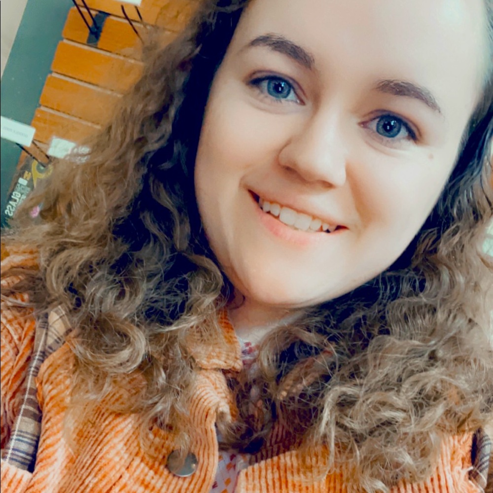 Meet your Posher, Lexie